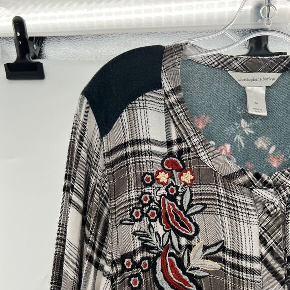 Christopher & Banks Women's Button Up Plaid Embroidered Top Size Medium - Picture 5 of 9